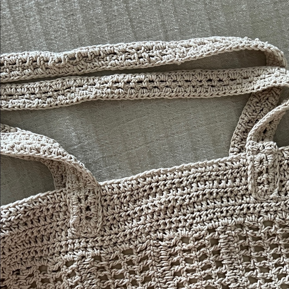 Macrame Purse - Picture 3 of 5